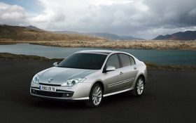 Renault LAGUNA III 2007-2015 – Mains Libres